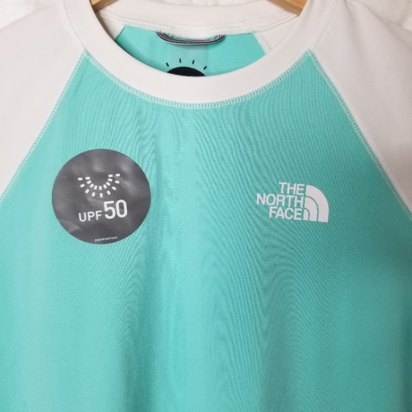 NWT North Face S/S Girls Shirt UPF 50 - Picture 2 of 8